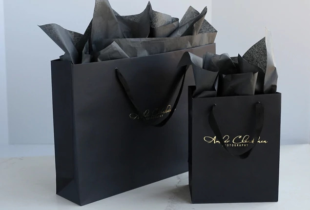 Black Tyndell Euro Tote bag 8x10, 13x10, 16x12, 18x13.