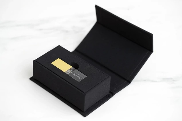 Black, Gold, Rose Gold, Silver Tyndell Crystal Flash Drive USB and Black, Slate, Linen Luxe Fabric Flash Drive USB Box 