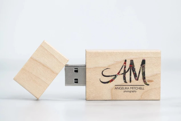 Maple Tyndell Wood Flash Drive USB 128MB, 256MB. 512MB, 1GB, 4GB, 8GB, 16GB, 64GB, 128GB