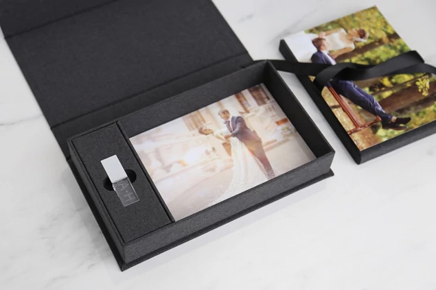 Dark gray Tyndell Carbon Fabric Flash Drive USB and Print Box 5x7 with satin ribbon closure.