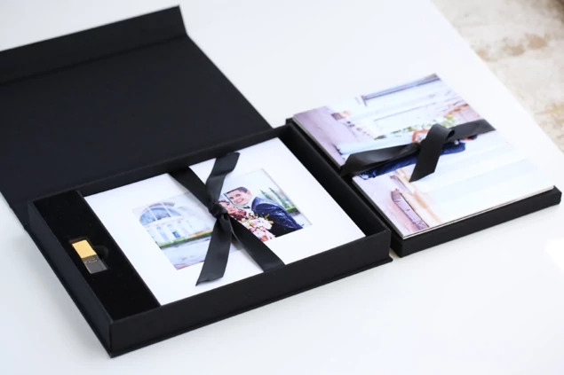 Black Tyndell Fabric Flash Drive USB & Print Box 5x7, 8x10.