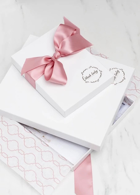White Leather Tyndell 1" Portrait Box 5x7, 8x10, 8x12, 11x14, 16x20 horizontal/vertical.