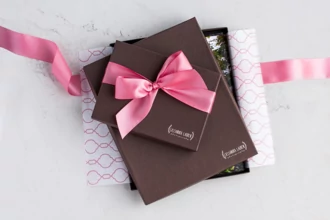 3/4" Deluxe Portrait Box - Matte Chocolate by Tyndell Details